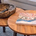Amazing 2Br Condo In Heart Of Old City